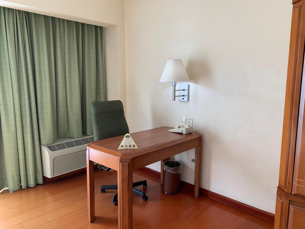 Hotel Villa Florida Πουέμπλα Εξωτερικό φωτογραφία