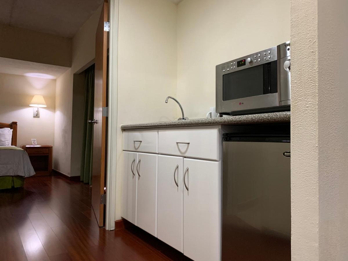 Hotel Villa Florida Πουέμπλα Εξωτερικό φωτογραφία